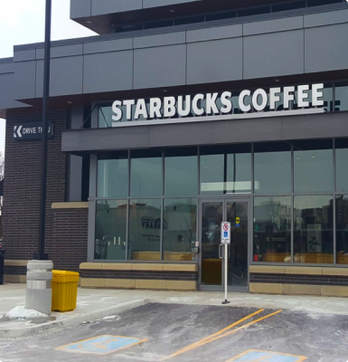 Custom Masonry MansionArriscraft Edgerock